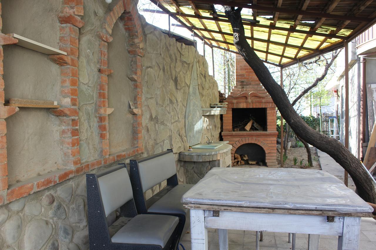Nunua'S Bed And Breakfast Tbilisi Exterior photo