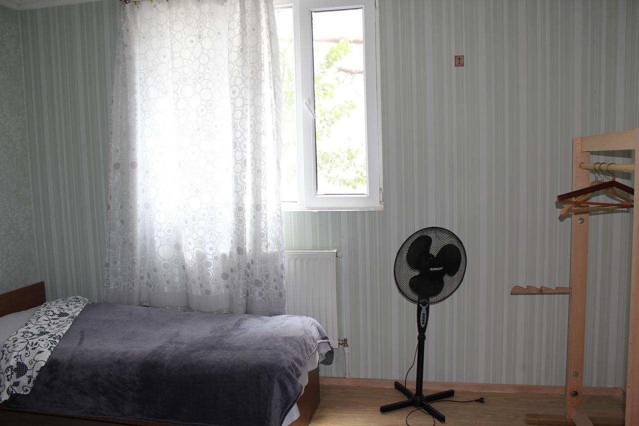 Nunua'S Bed And Breakfast Tbilisi Exterior photo